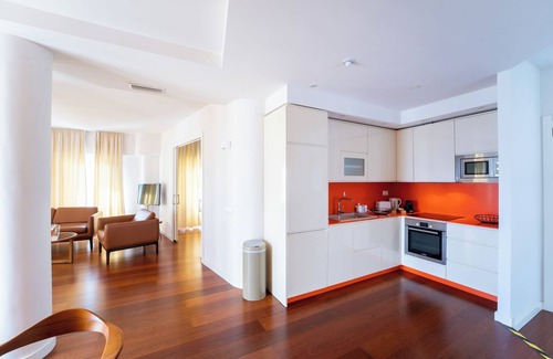 Old Town Apartment | Plaza Mina Suites - Adults Recommended