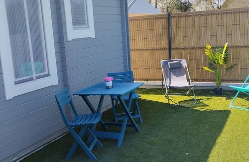 Calorguen Ski Chalet | Pleasant and peaceful fully-equipped wooden chalet