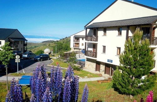 Font-Romeu-Odeillo-Via Apartment | Pleasant Font-Romeu Studio, warm and bright with mountain views