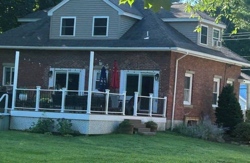 Plaistow House | Pleasant spacious cozy home