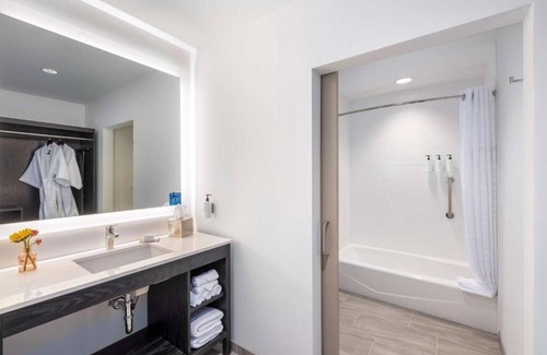 Central Area Hotel | Pleasant Stay, Convenient Location! 2 Spacious Units, Pets Allowed!