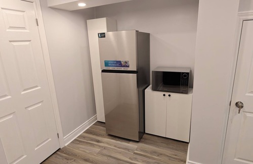 Cooksville House | Pleasant Stay Mississauga