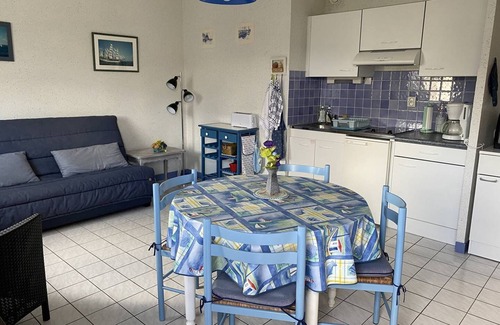 Saint-Cast-le-Guildo Apartment | Pleasant studio in a quiet location 200m from the main beach of Saint Cast