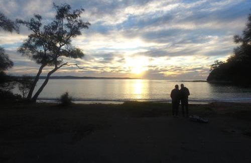 Sunshine Bay Resort | Pleasurelea Tourist Resort & Caravan Park