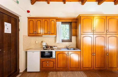 Kylini Apartment | Pleiades Jewel Meropi - Corinthos Pool Bliss