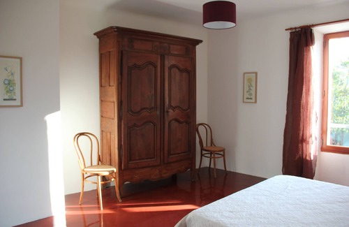 Lezan House | Plenty of space in the house and in the garden: Le Mas Deshons at the foot of the blue mountains