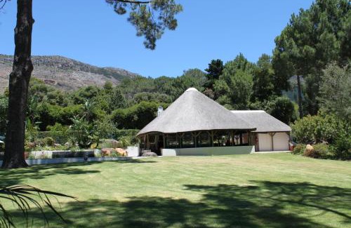 Steenberg Estate House | Plotsklaps Self Catering Cottage