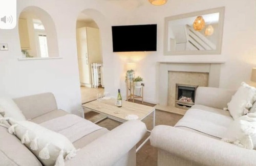 How Cottage | Ploughman’s Cottage