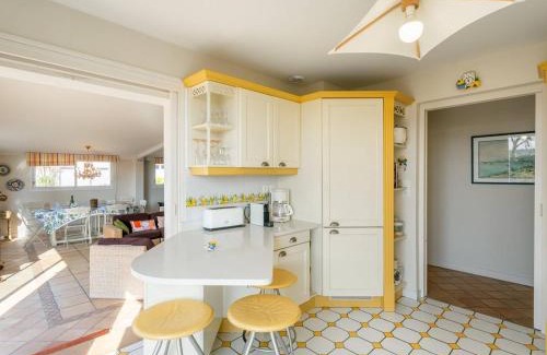 Plouharnel Villa | Plouharnel : Maison 7 pièces, 10 pers, Wifi, Animaux admis - FR-1-477-260