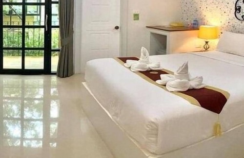 Makham Tia Hotel | Ploy's Pearl Hotel