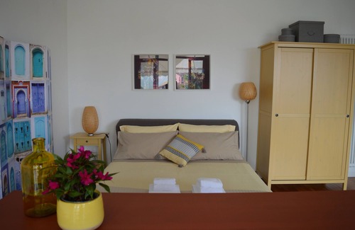 Ameglia Apartment | Plumbago Blue vicinity Montemarcello Sarzana Lerici Portovenere 5Terre Versilia