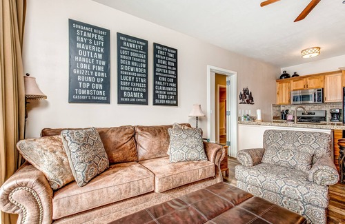 Park City Condo | Plush condo with pool, gym, hot tubs, garage & central AC - snowbird-friendly