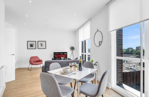 Gay Village Apartment | Pluxa Nero Deluxe - City Bliss 2Bath, Walk to Transit