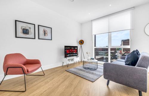 Gay Village Apartment | Pluxa Nero Deluxe - City Bliss 2Bath, Walk to Transit