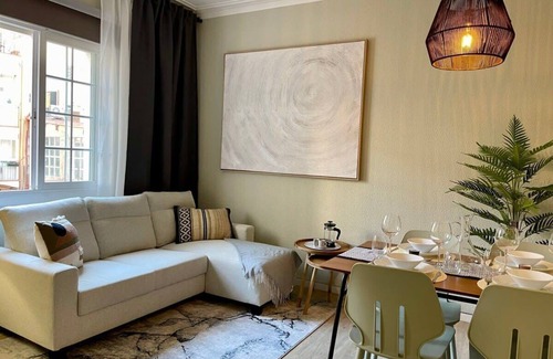 El Poble-sec Apartment | Poble Sec - Modern & comfy 3 bedrooms