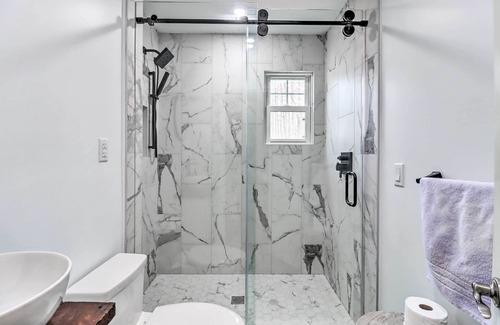 East Stroudsburg Cottage | Pocono Home w/ Fire Pit: 1 Mi to State Forest!