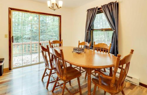 Locust Paradise House | Pocono Lake Retreat with Deck and Fire Pit!