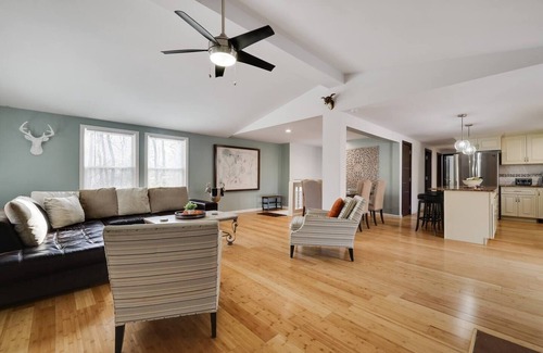 Cresco House | Pocono Mountains, Hidden-Gem, Hottub, GameRoom, Firepit, Min to all Attractions