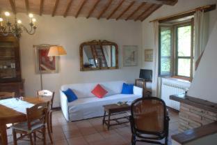 Amelia House | Podere Conte Ràcani