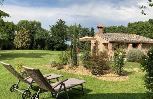 Montefollonico Apartment | Podere La Paolina Cottage