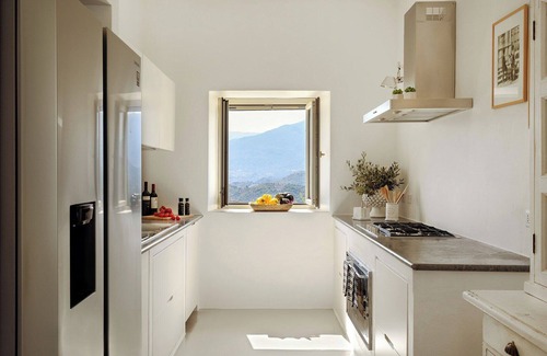 Pollina Villa | Poggio Pigio - Four Bedroom Villa, Sleeps 8