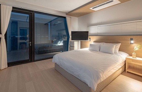 Pohang House | Pohang Imgok601dokchae Oceanview Pension