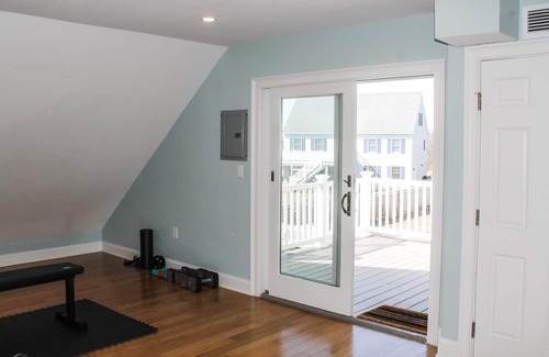 Point Judith House | Point Judith Beach House with stunning ocean views including the light house