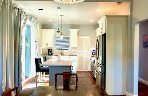 Point Richmond House | Point Oasis. Cozy Retreat. Walk to Keller Beach Park