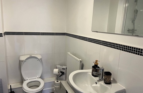 Grays Apartment | Pointcastle Two bedroom Luxury Apartment
