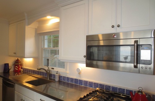 East Boothbay House | Pointed Fir Cove - Ocean Front Manor Home for Discerning Vacationers!