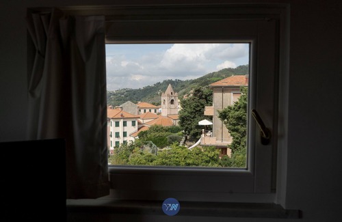 Pugliola Apartment | Points of View, Marine Lands