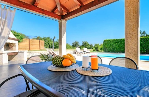 Sveti Petar u Sumi House | Poli Murvu by Interhome