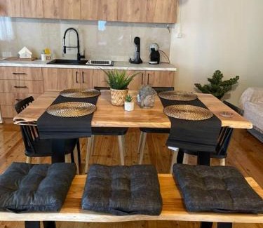 Vassiliki Apartment | Politis' wooden house