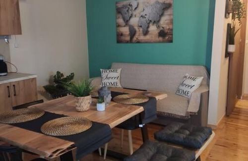 Vassiliki Apartment | Politis' wooden house