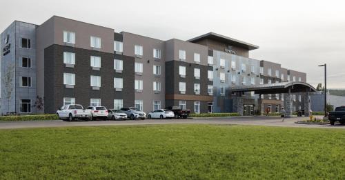 Prince George Hotel | Pomeroy Inn & Suites Prince George