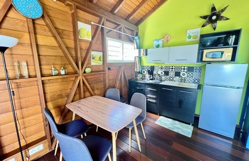 Vieux-Fort House | PomKalbas Gîte - Racines e Zel Estate