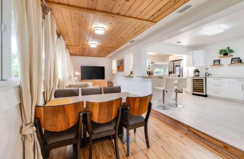 Cypress Point House | Pompano Beach Hideaway with Fenced Yard & BBQ