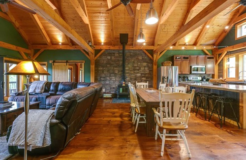 Wellsboro House | Pond's Edge Lodge- Unforgettable Wellsboro Retreat