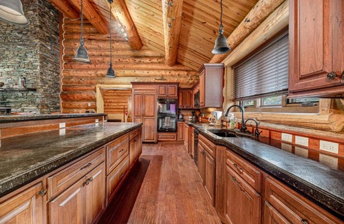 Hill City House | Ponderosa Lodge