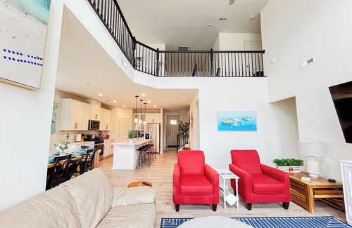 Millville House | Pondside Paradise: Fishing-Pools-Bishops Landing-Seasonal Free Bethany Shuttle