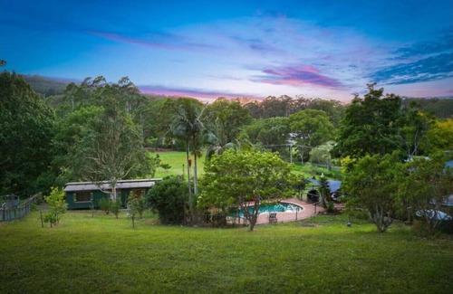 Picketts Valley Cabin | Ponies|Heated Pool|Acreage