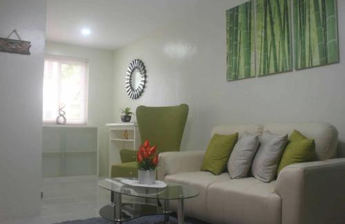 Pallocan Apartment | Pontefino Prime Townhouse 4BR with Wifi & Pool