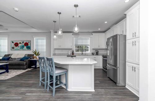 Fellowship Apartment | Pony Flat