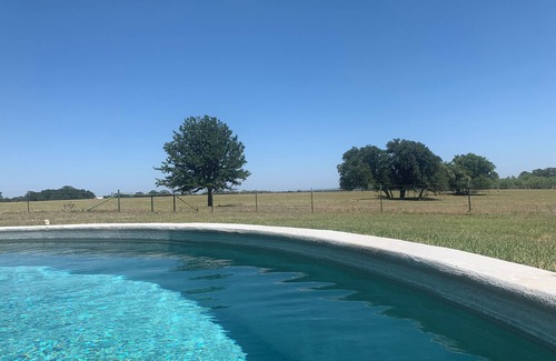 Fredericksburg House | Pool! 8 bdrms/4.5 baths/2 living, close to town and wineries!