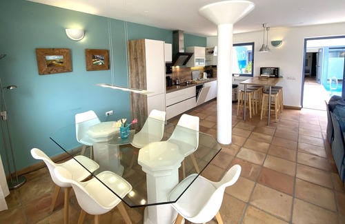 Bahia Calma Hotel | Pool, few min from the sea, protected inner courtyard