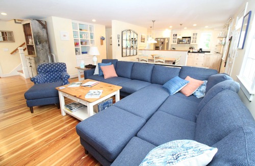 Brewster House | Pool, Hot Tub Serene Private Back Yard 1/4 Mile to Ellis Landing Beach (2387)