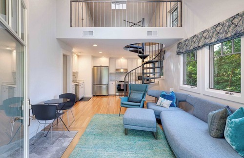 Santa Rosa House | Pool, Hot Tub, & Vineyard Views - Family Fun!