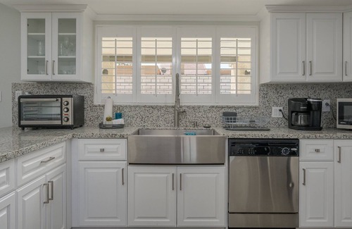 Sunridge Estates House | Pool Oasis by the Lake 5min from River & Casinos