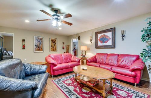 Gwinnett County Apartment | Pool Table and Patio Cozy Lawrenceville Apt