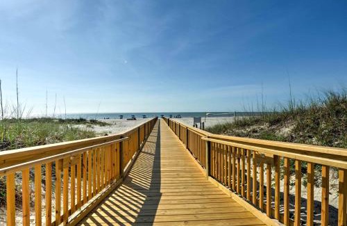 Folly Field Apartment | Pool, Tennis and Gym Resort Condo in Hilton Head!